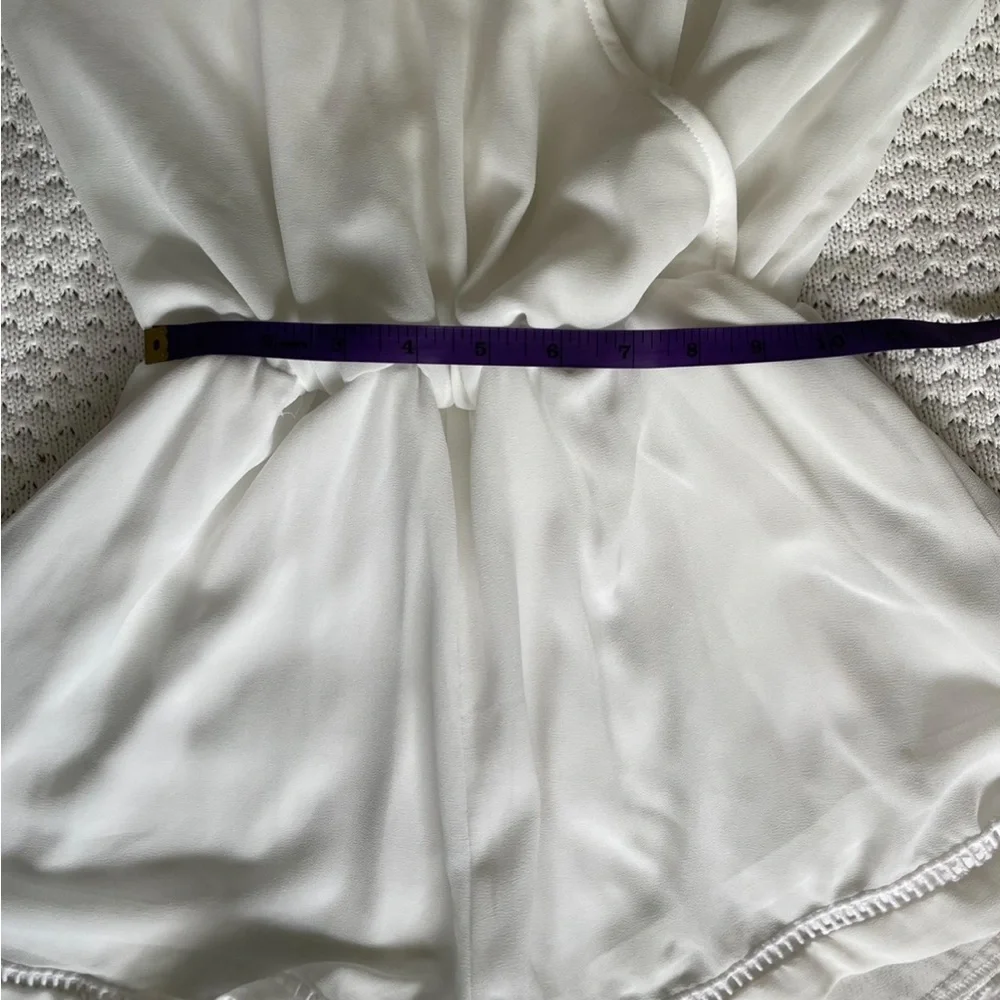 Divided H&M flowy sheer romper - Picture 7 of 7